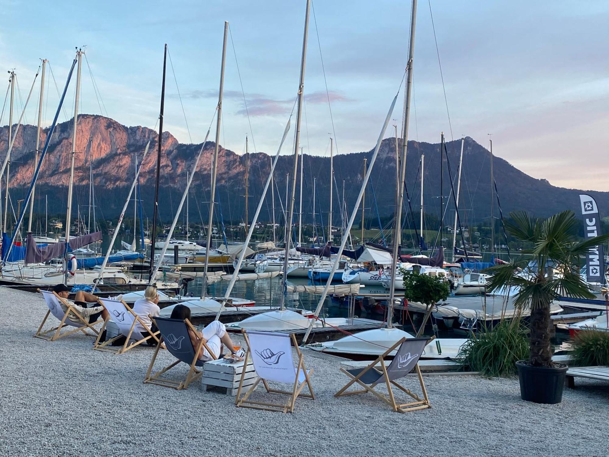 17Er Apartment Mit Sauna Und Privater Garage Mondsee Esterno foto