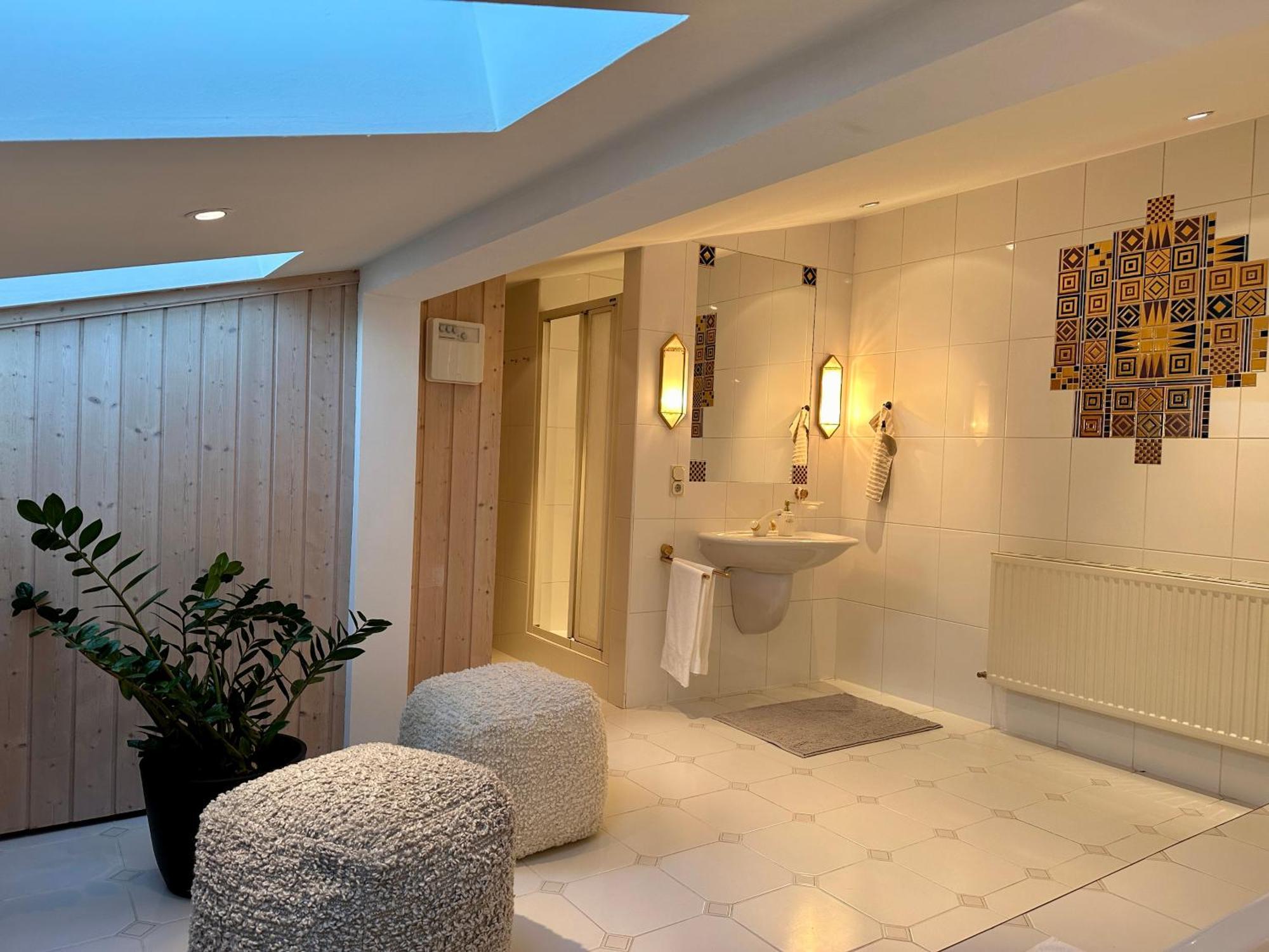 17Er Apartment Mit Sauna Und Privater Garage Mondsee Esterno foto